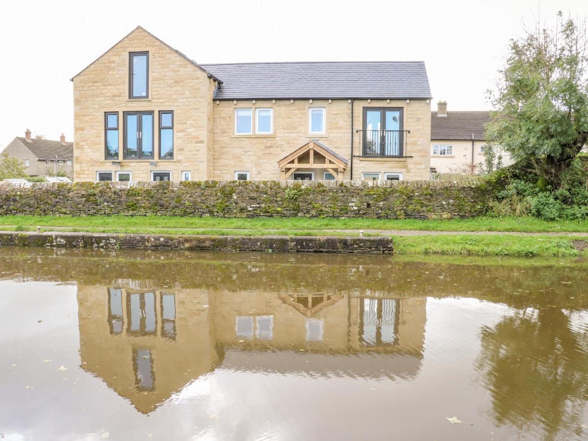 Lock View Villa Skipton Exterior photo